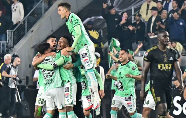 Club Leon Tickets